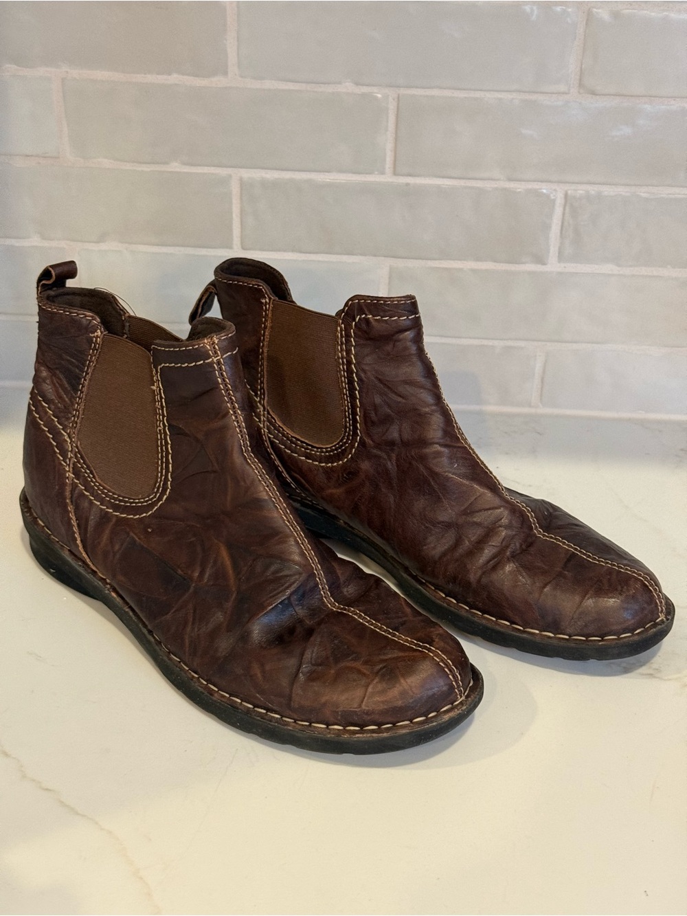 Clarks Bendables Women’s 11M Brown Leather Crinkle Chelsea Boots Style #39281